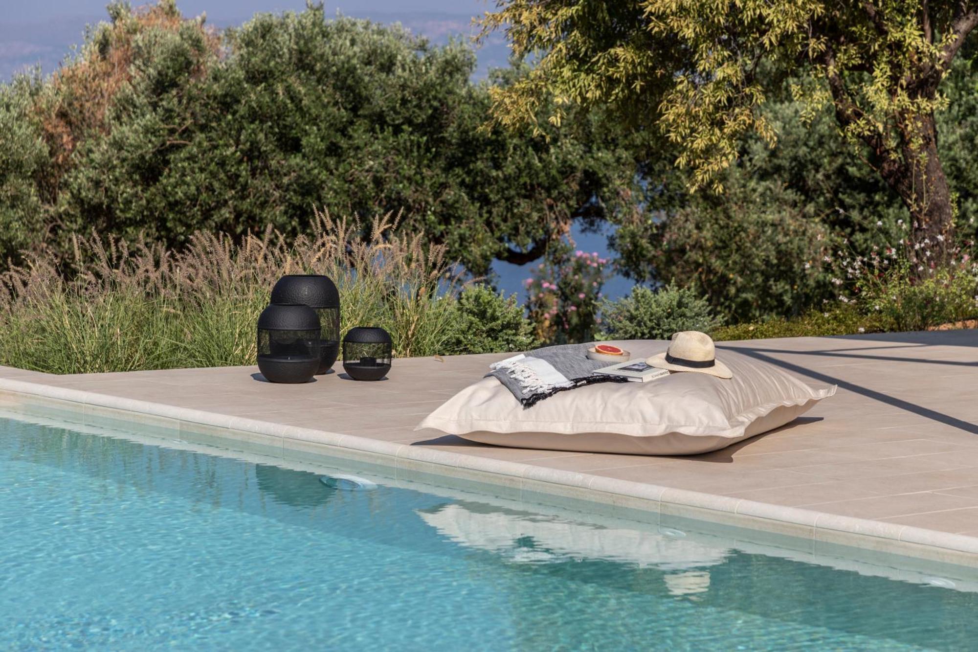 Avertosia Luxury Villas アルゴストリオン エクステリア 写真