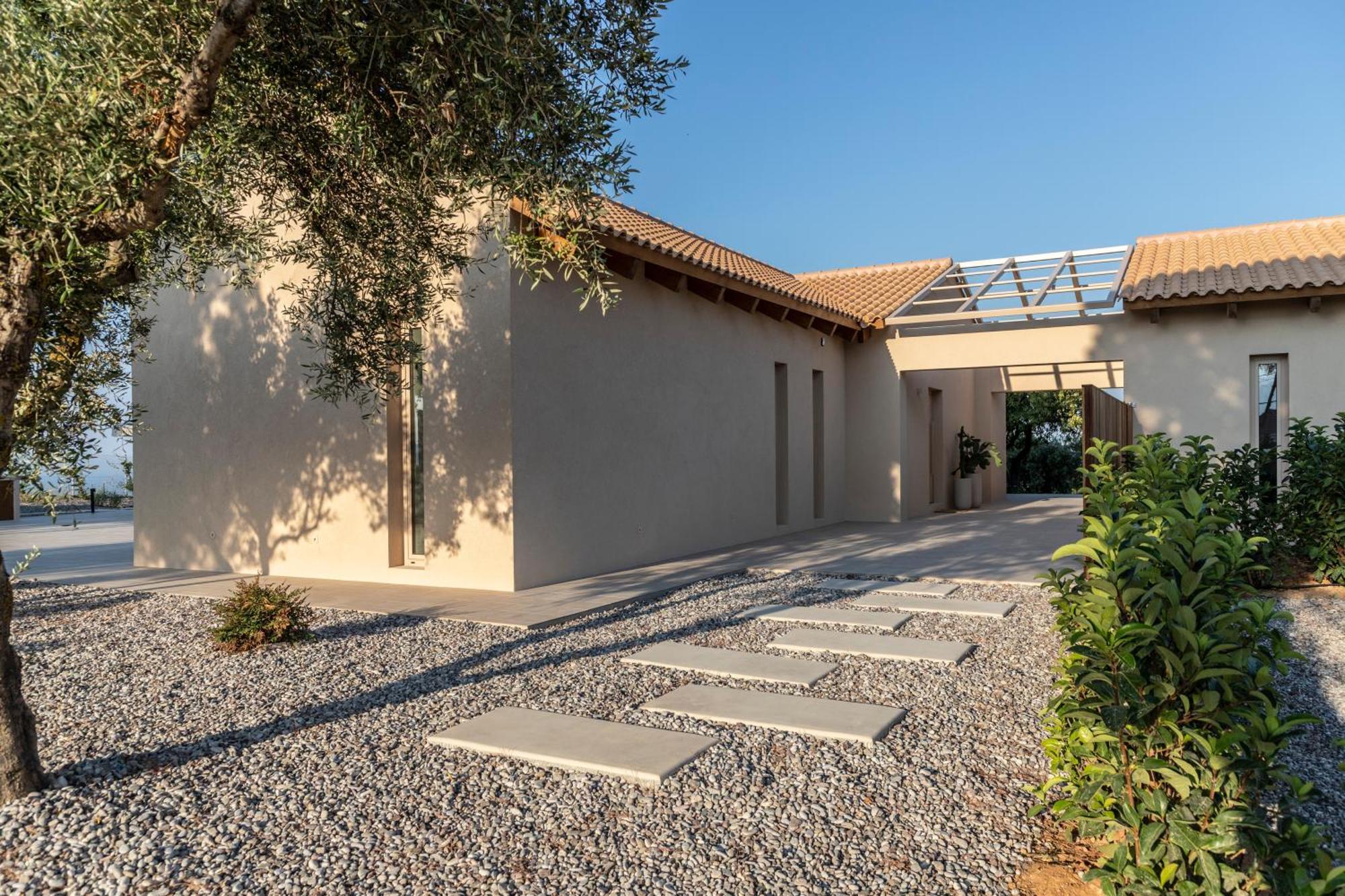 Avertosia Luxury Villas アルゴストリオン エクステリア 写真