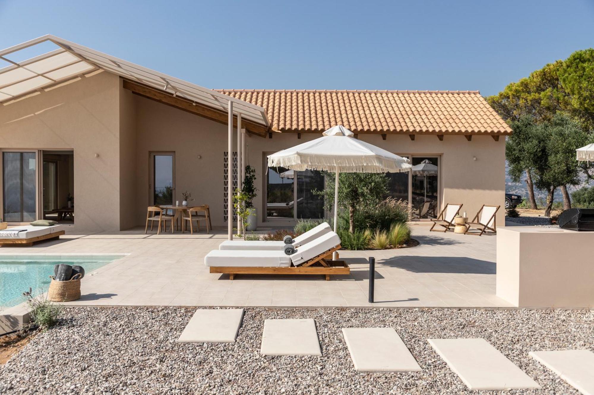 Avertosia Luxury Villas アルゴストリオン エクステリア 写真