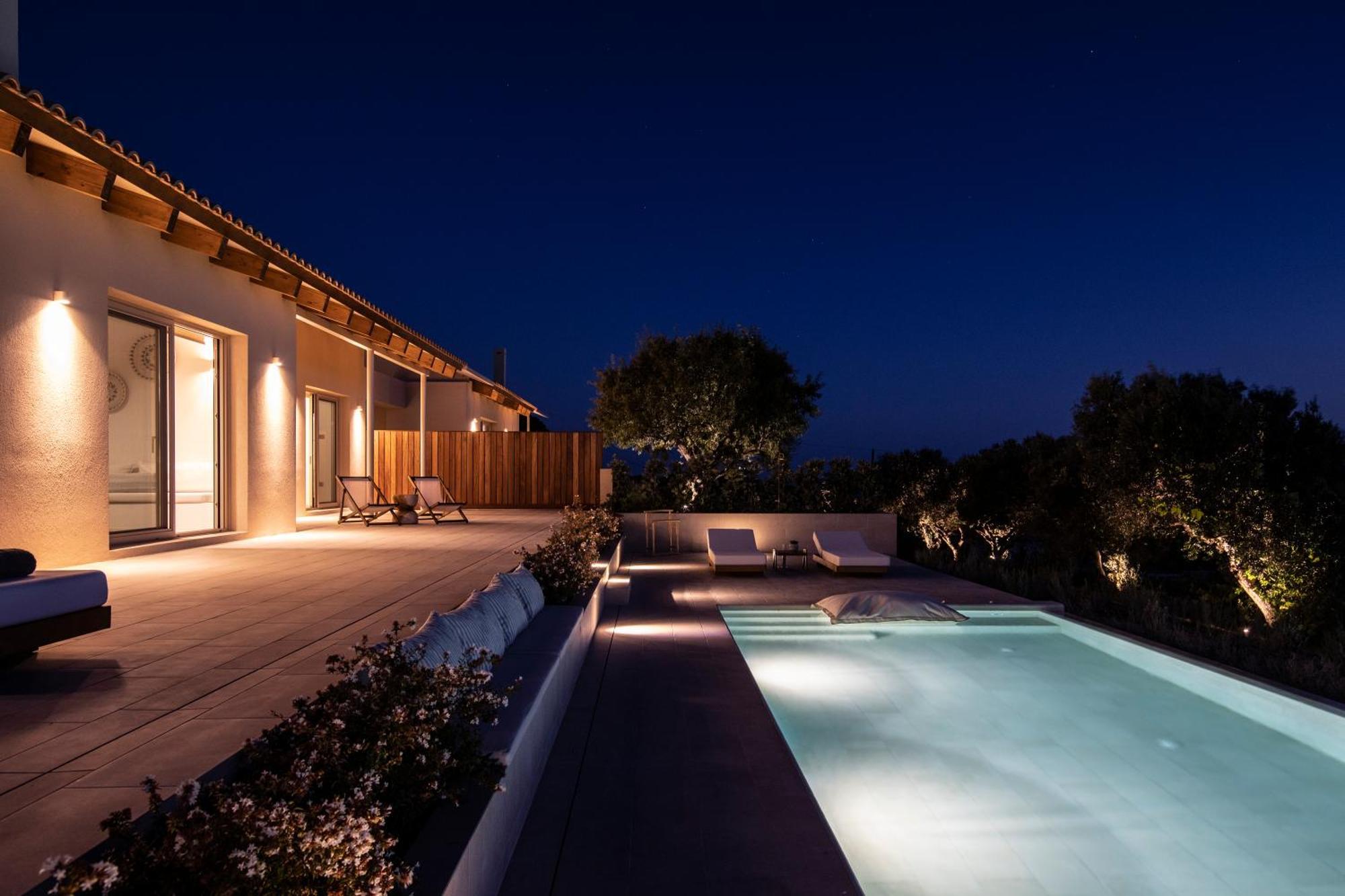 Avertosia Luxury Villas アルゴストリオン エクステリア 写真