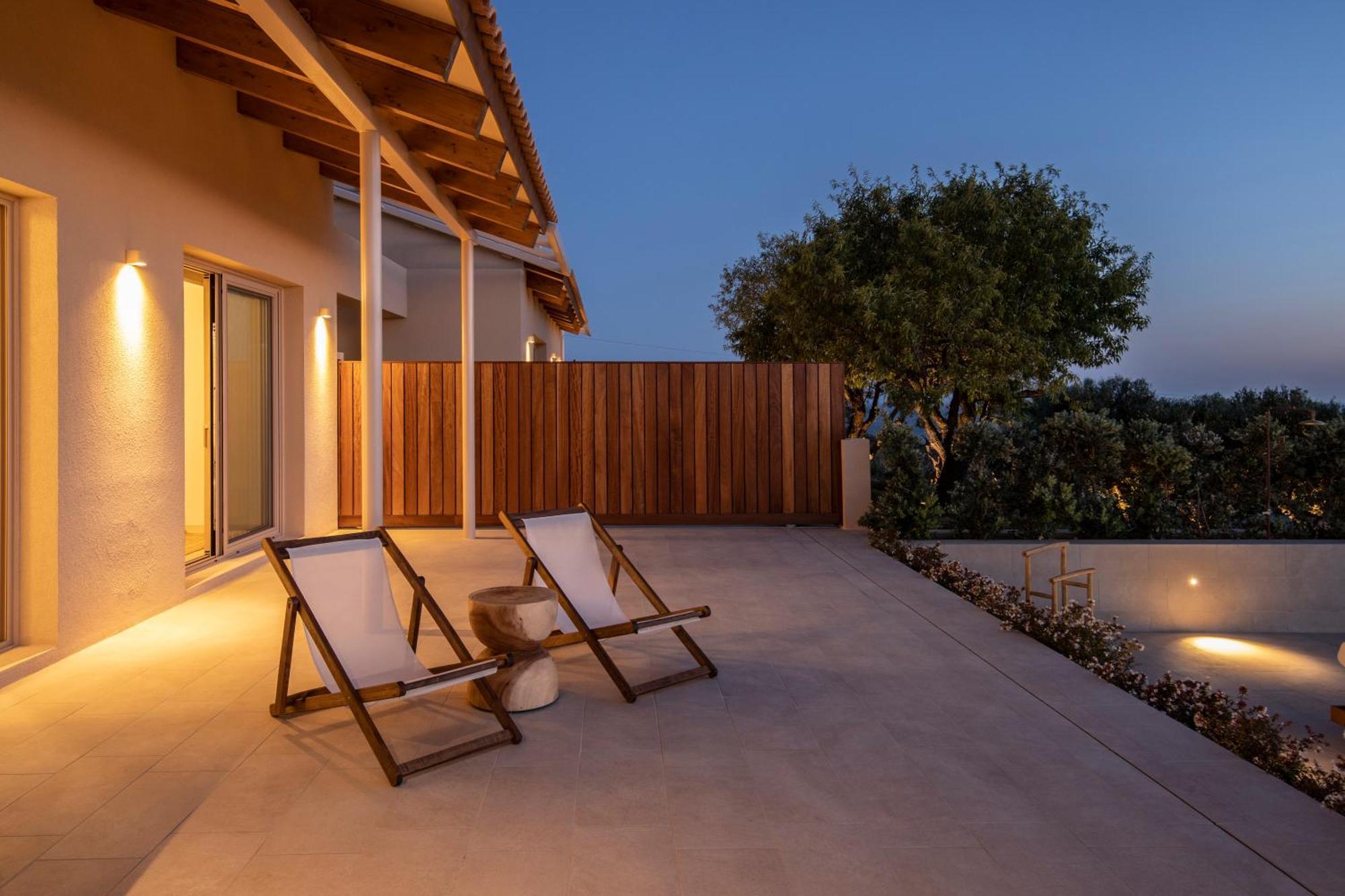 Avertosia Luxury Villas アルゴストリオン エクステリア 写真