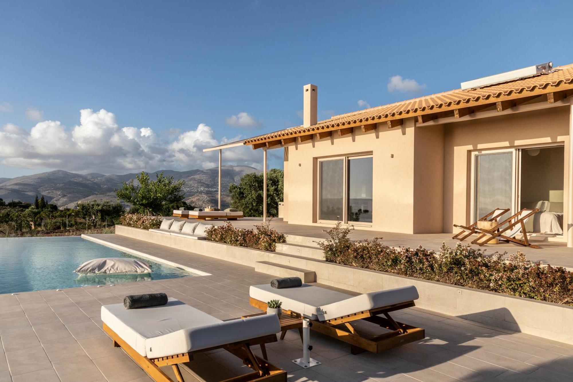 Avertosia Luxury Villas アルゴストリオン エクステリア 写真